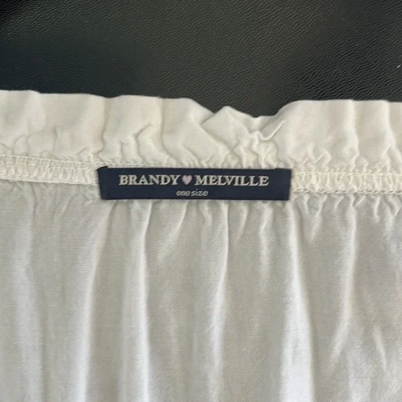 Brandy Melville white scrunch crop top - Picture 3 of 3